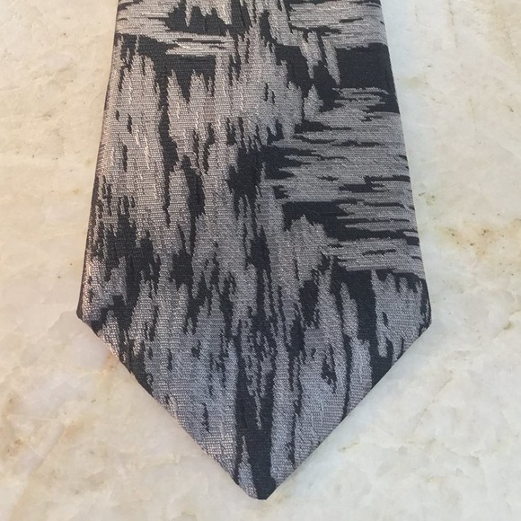 ADOLFO COUTURE SILK TIE - Picture 1 of 6